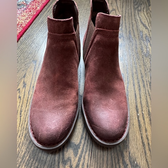 Born • Women's Brenta Comfort Booties (6) - Picture 4 of 9